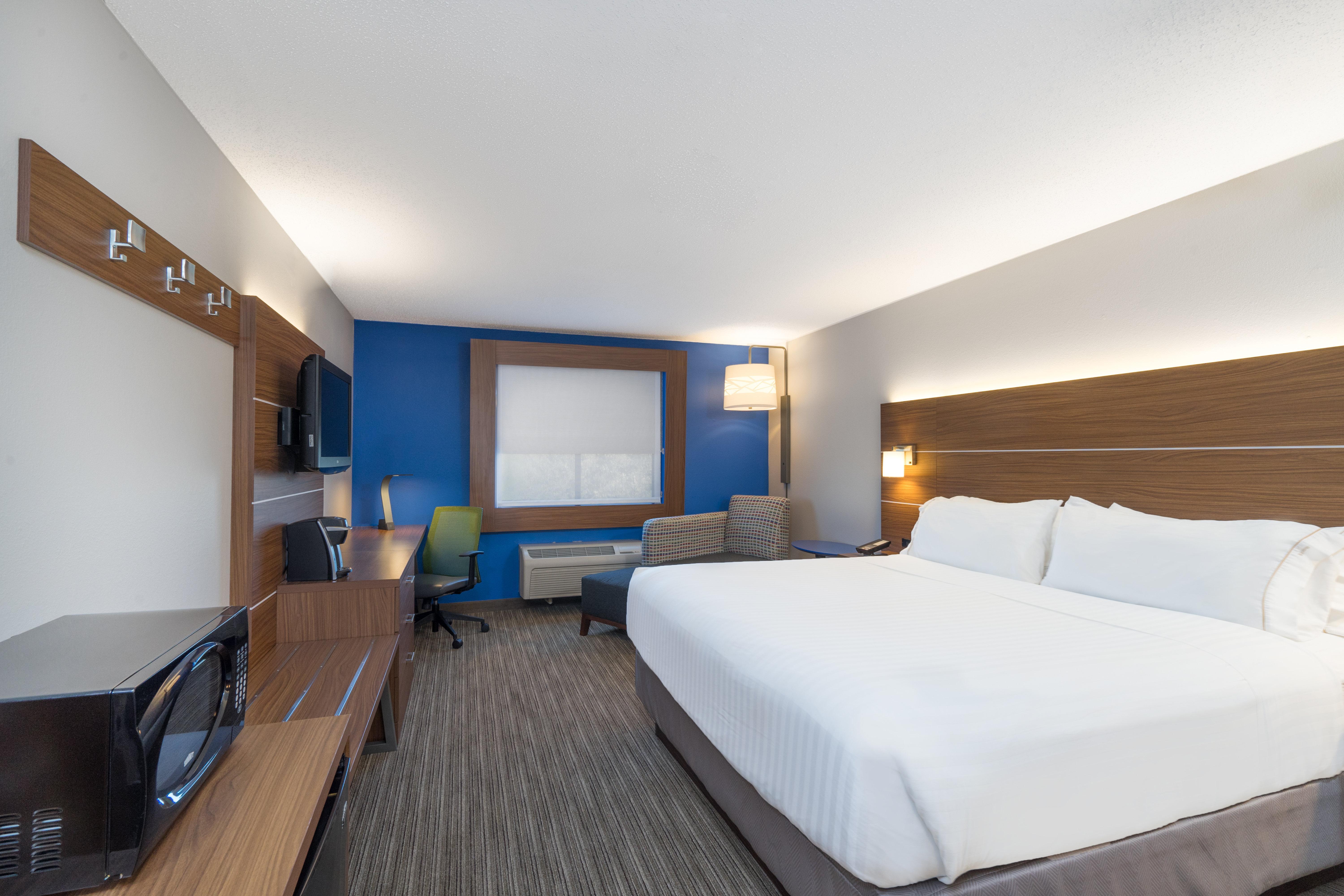 Holiday Inn Express Hotel Howe / Sturgis By Ihg Eksteriør billede